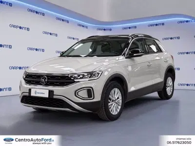 Volkswagen T-Roc 1.0 TSI Life del 2023 usata a Albano Laziale