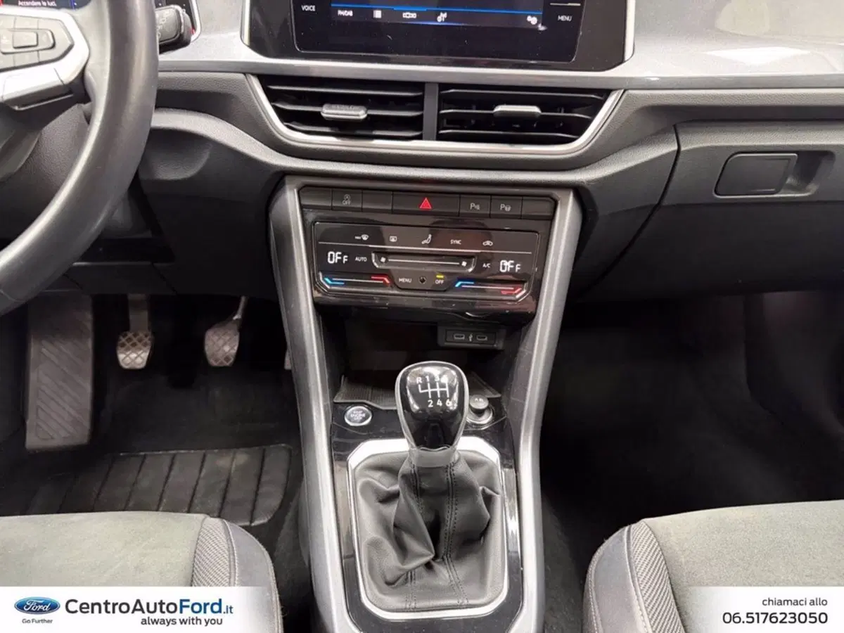 Volkswagen T-Roc usata a Roma (11)