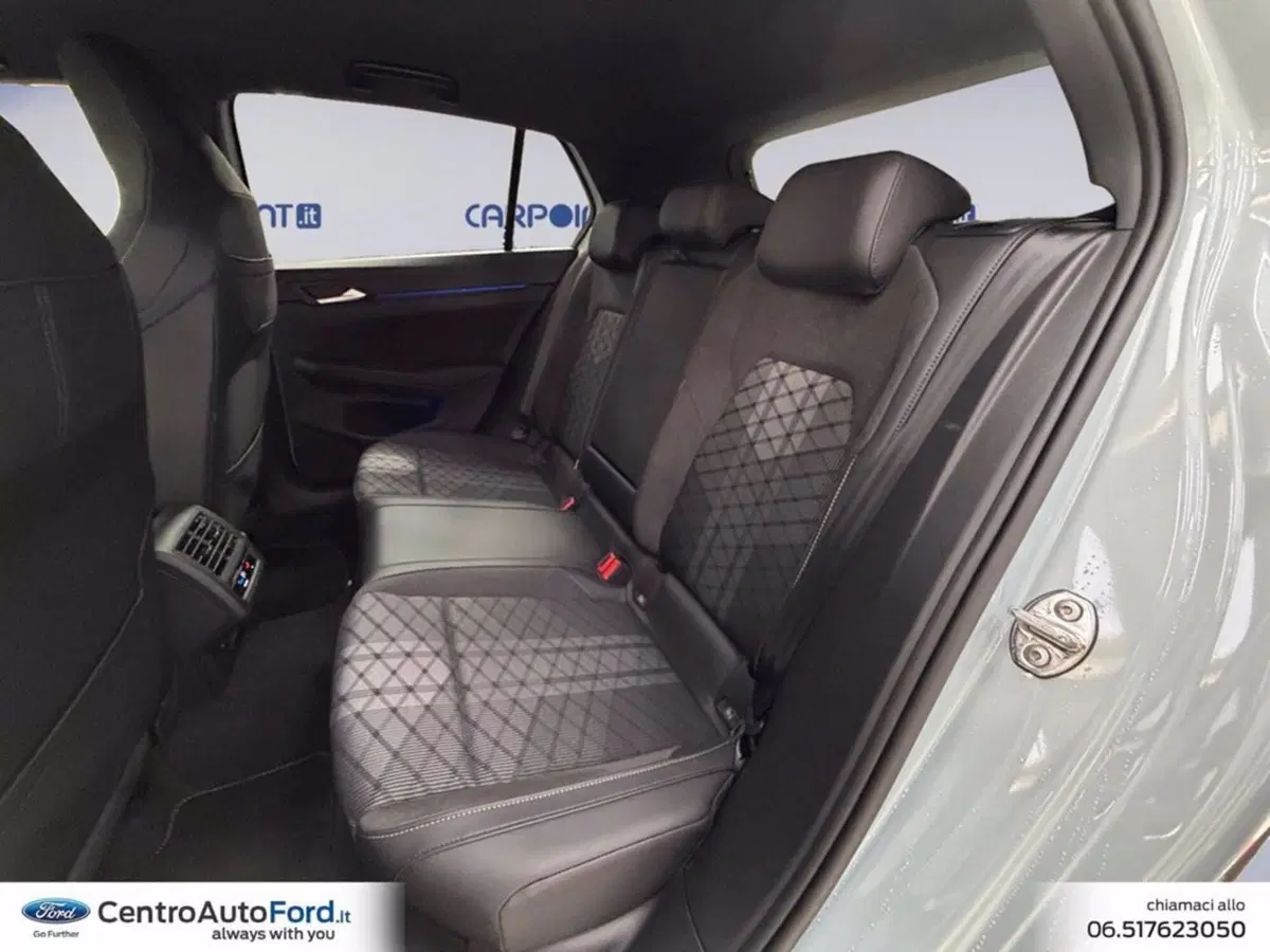 Volkswagen Golf Variant nuova a Roma (13)