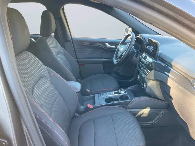 Ford Kuga usata a Milano (11)