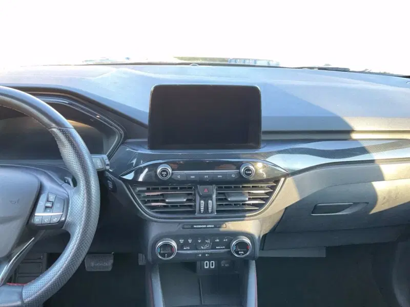 Ford Kuga usata a Milano (14)