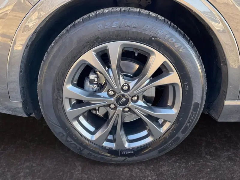 Ford Kuga usata a Milano (16)