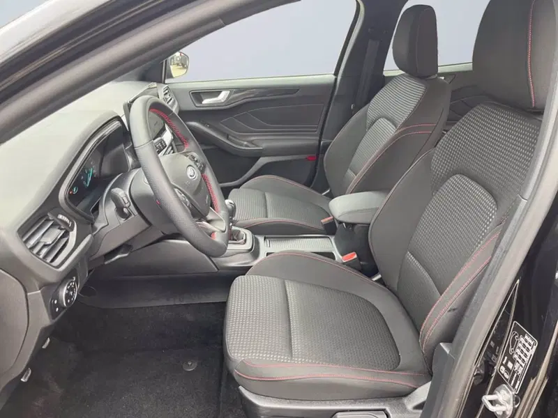 Ford Focus usata a Milano (9)