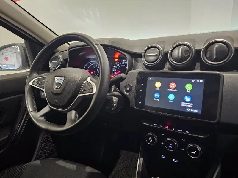 Dacia Duster usata a Palermo (11)