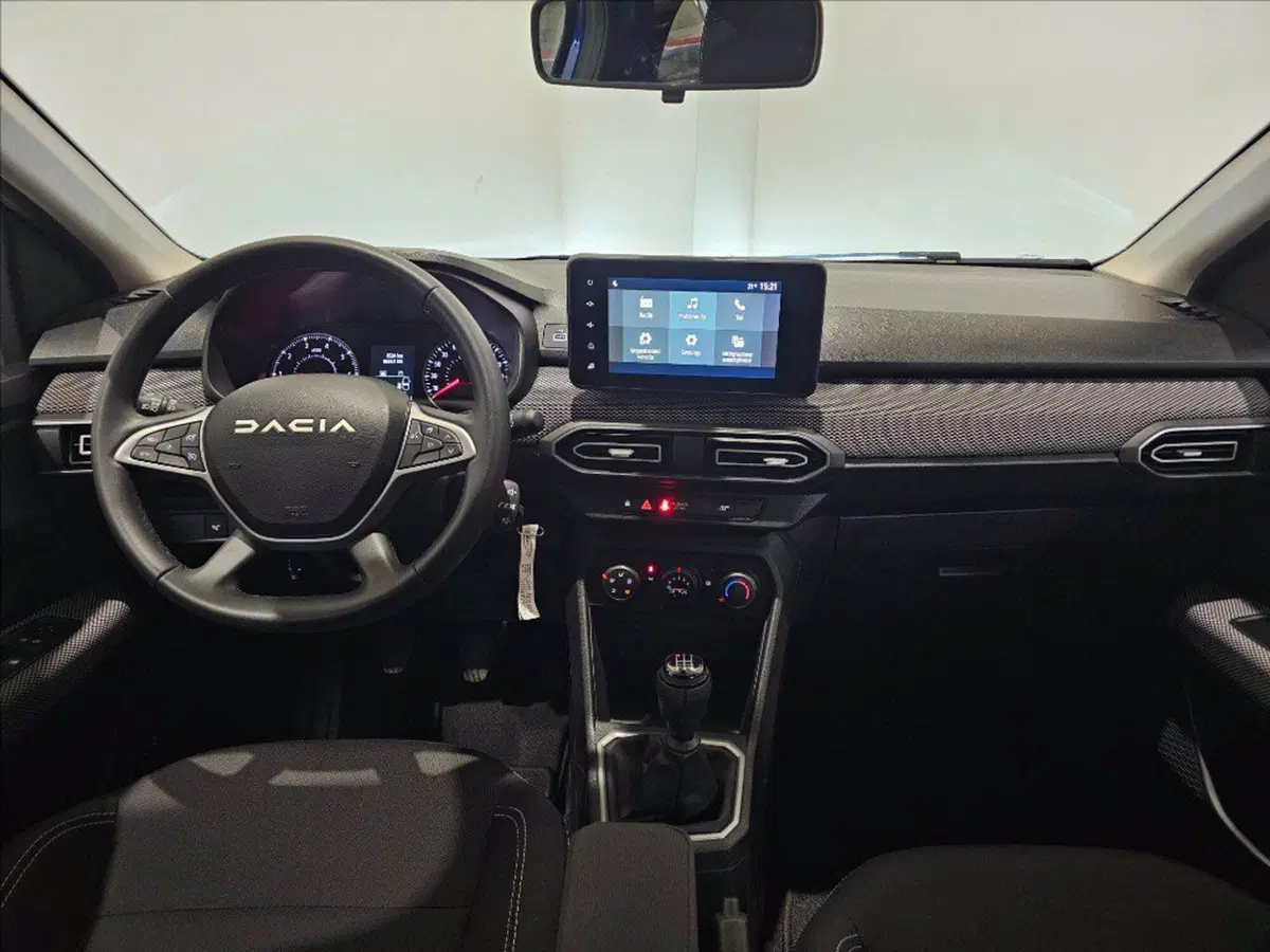 Dacia Sandero usata a Palermo (10)
