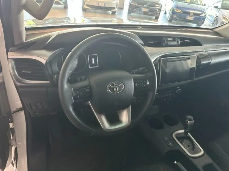 Toyota Hilux usata a Cuneo (9)