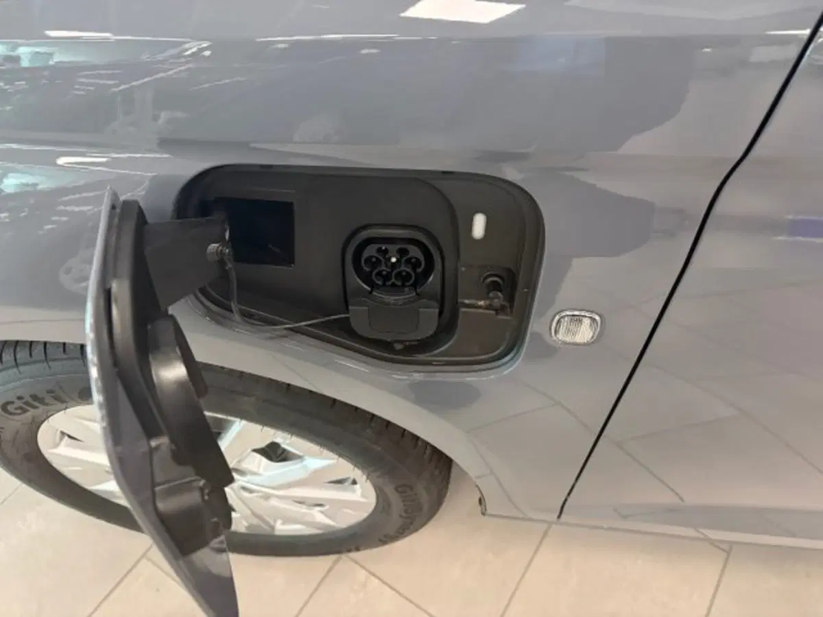 Ford Tourneo Connect nuova a Cuneo (12)