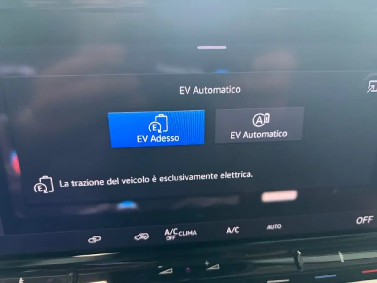 Ford Tourneo Connect nuova a Cuneo (17)