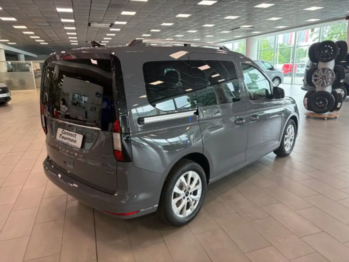 Ford Tourneo Connect nuova a Cuneo (6)