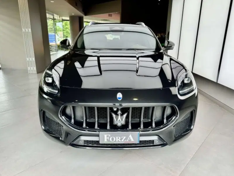 Maserati Grecale usata a Torino (2)