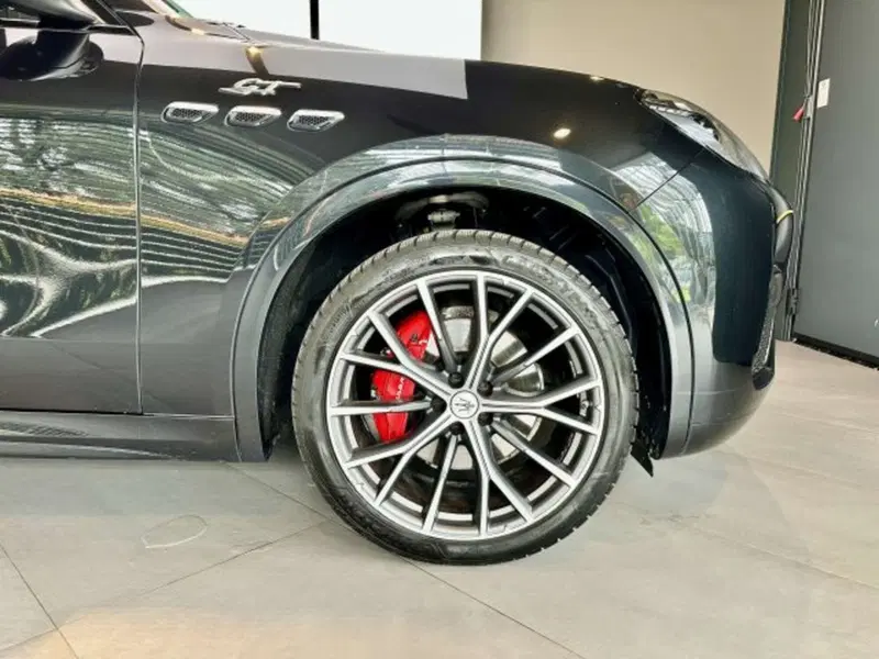 Maserati Grecale usata a Torino (4)