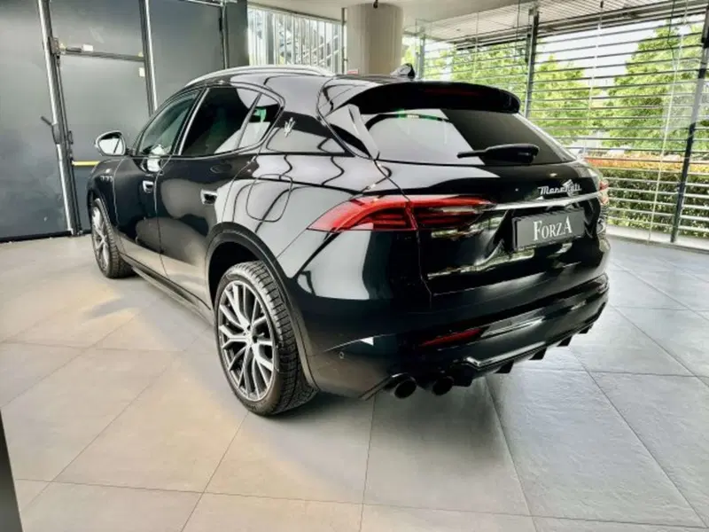 Maserati Grecale usata a Torino (8)