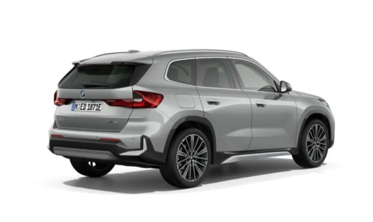 BMW iX1 nuova a Verona (2)