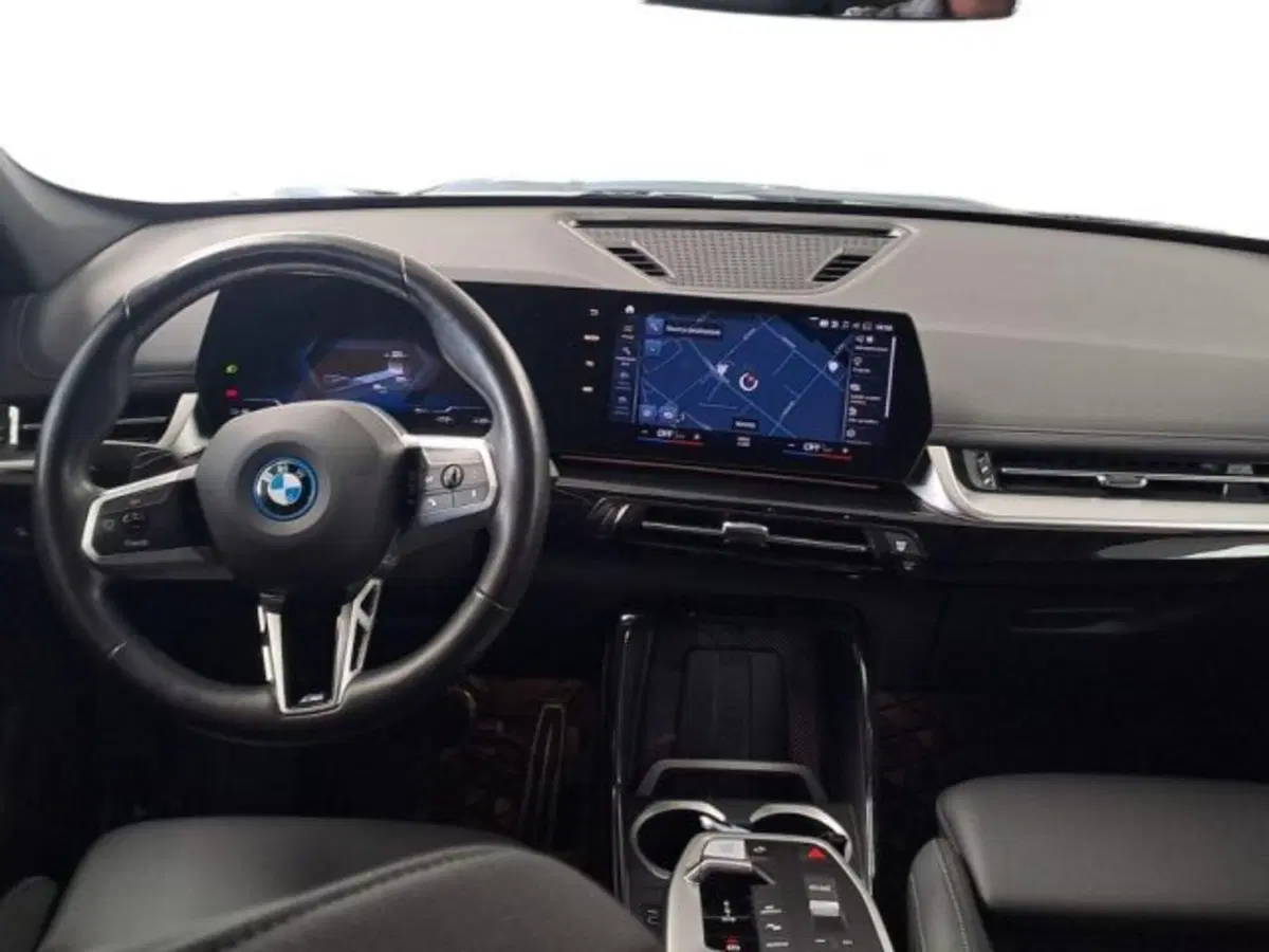 BMW iX1 usata a Verona (8)