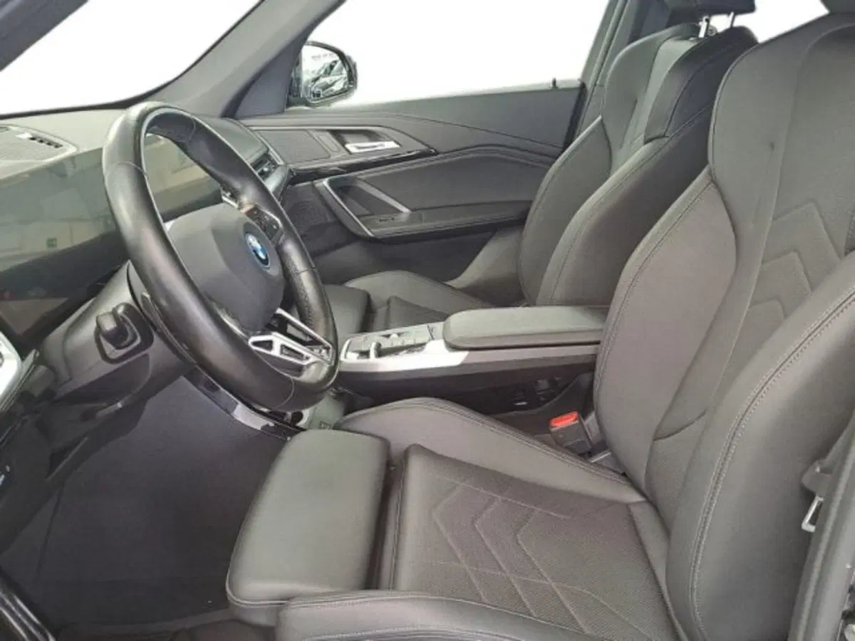 BMW iX1 usata a Verona (9)