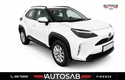 Toyota Yaris Cross 1.5h GR Sport Black Sky fwd 116cv e-cvt del 2023 usata a Firenze