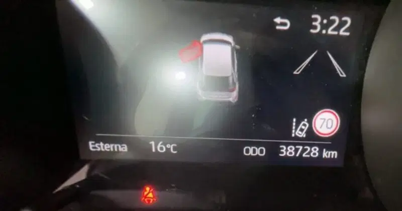 Toyota Yaris Cross usata a Firenze (12)