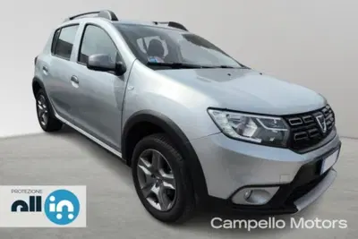 Dacia Sandero Stepway 0.9 TCe 90 CV Comfort del 2019 usata a Venezia