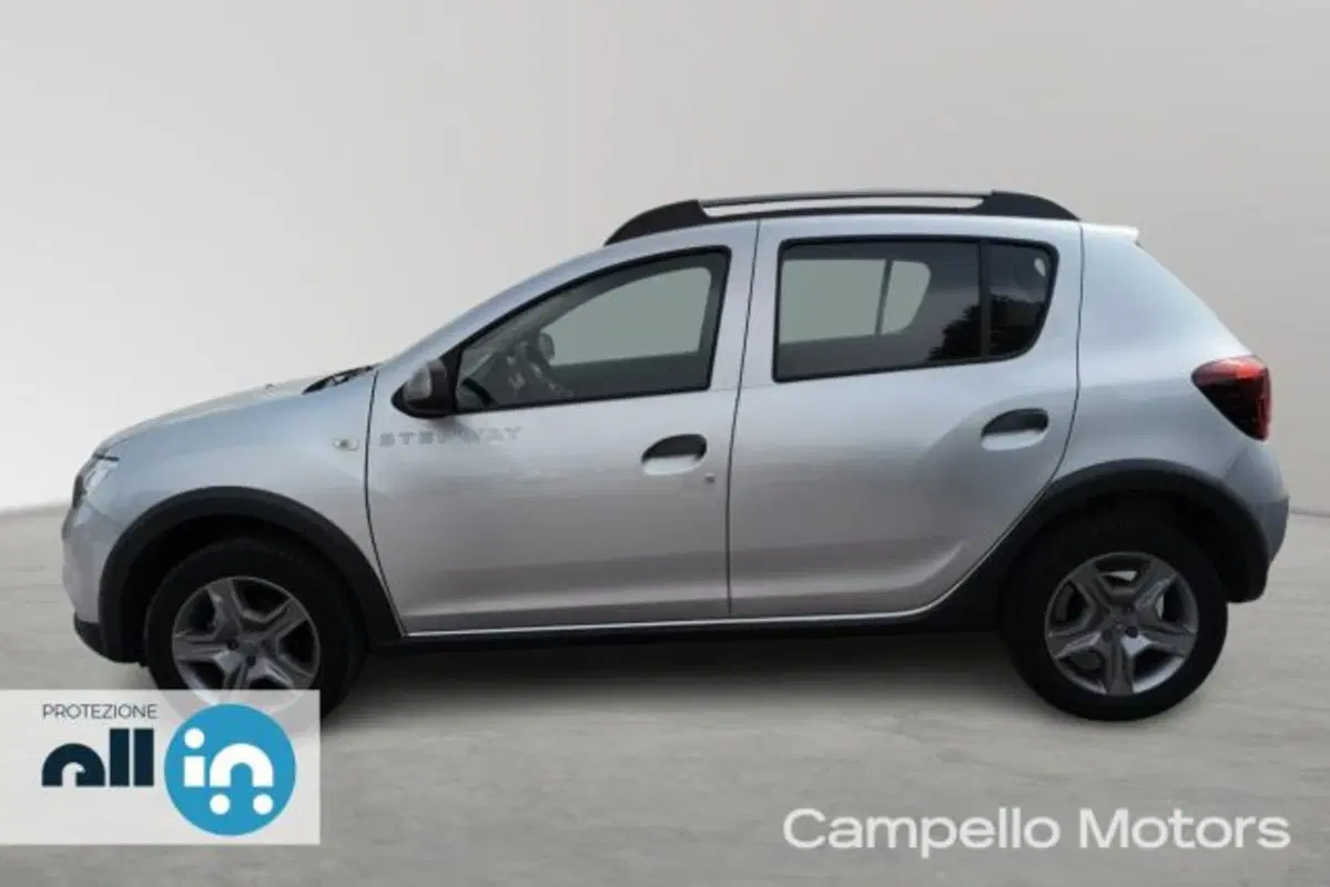 Dacia Sandero usata a Venezia (7)