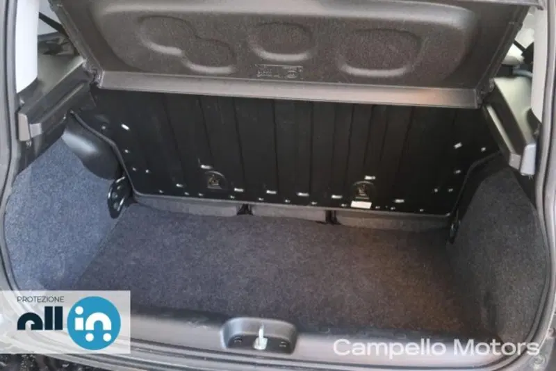 Fiat Panda usata a Venezia (13)