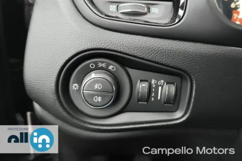 Jeep Renegade usata a Venezia (17)