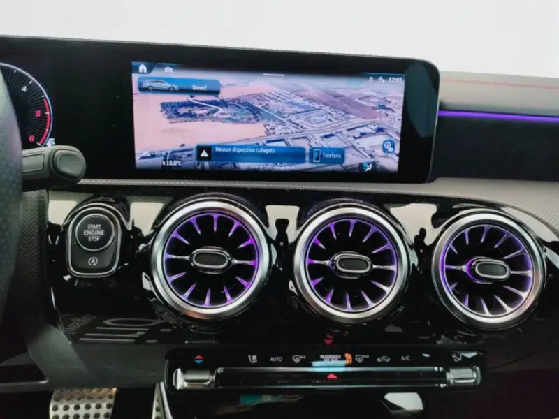 Mercedes-Benz CLA Shooting Brake usata a Teramo (11)