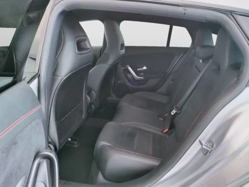 Mercedes-Benz CLA Shooting Brake usata a Teramo (12)