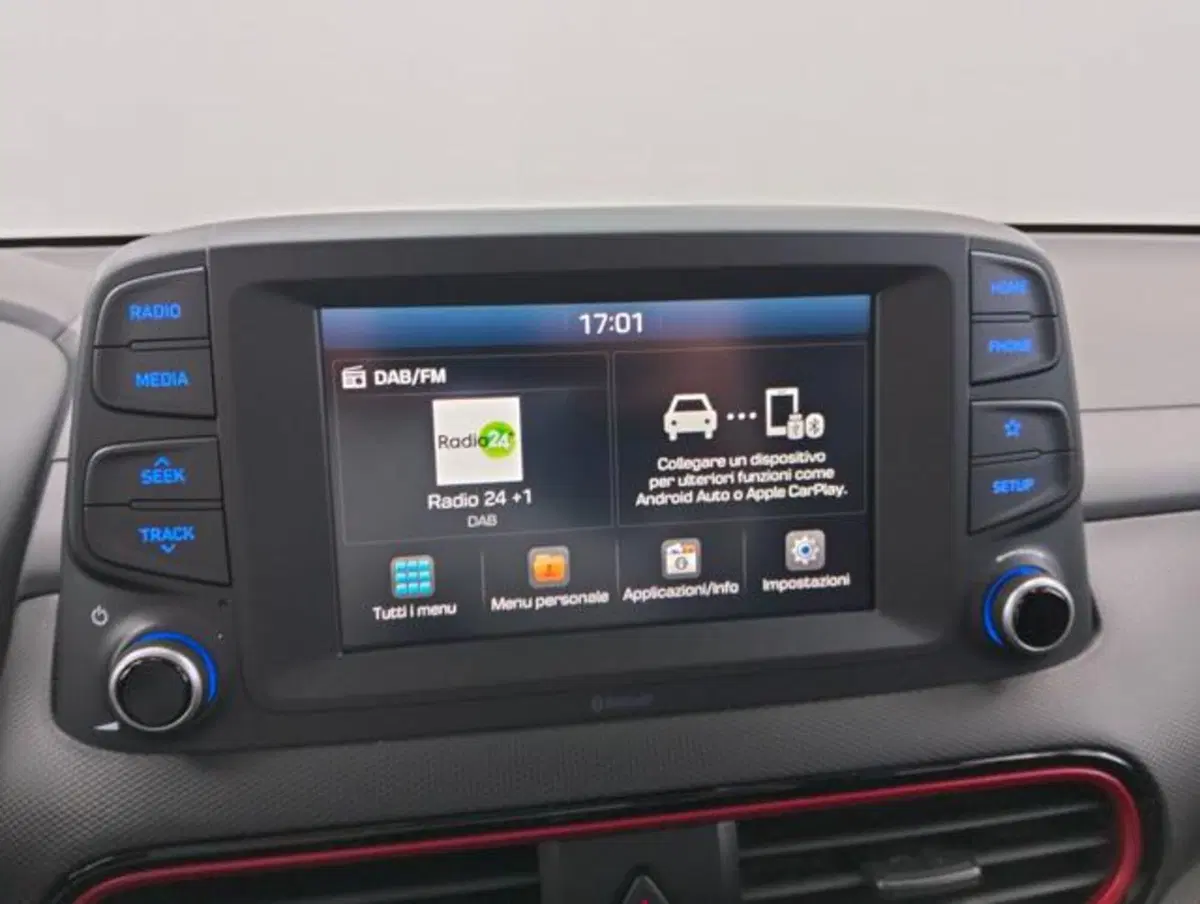 Hyundai Kona usata a Como (16)