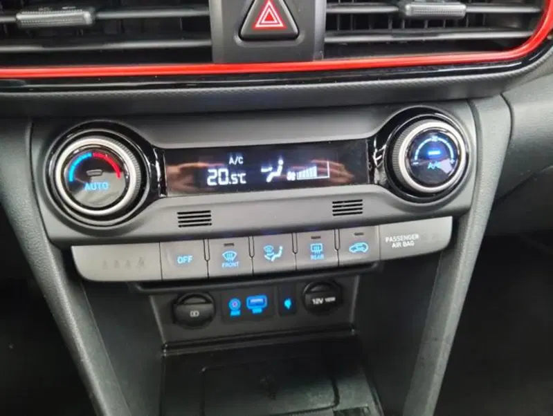 Hyundai Kona usata a Como (19)