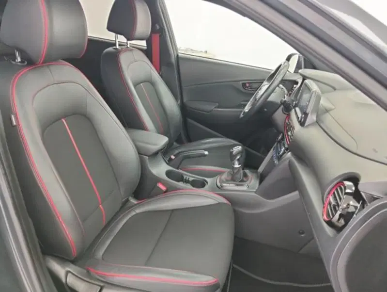 Hyundai Kona usata a Como (3)