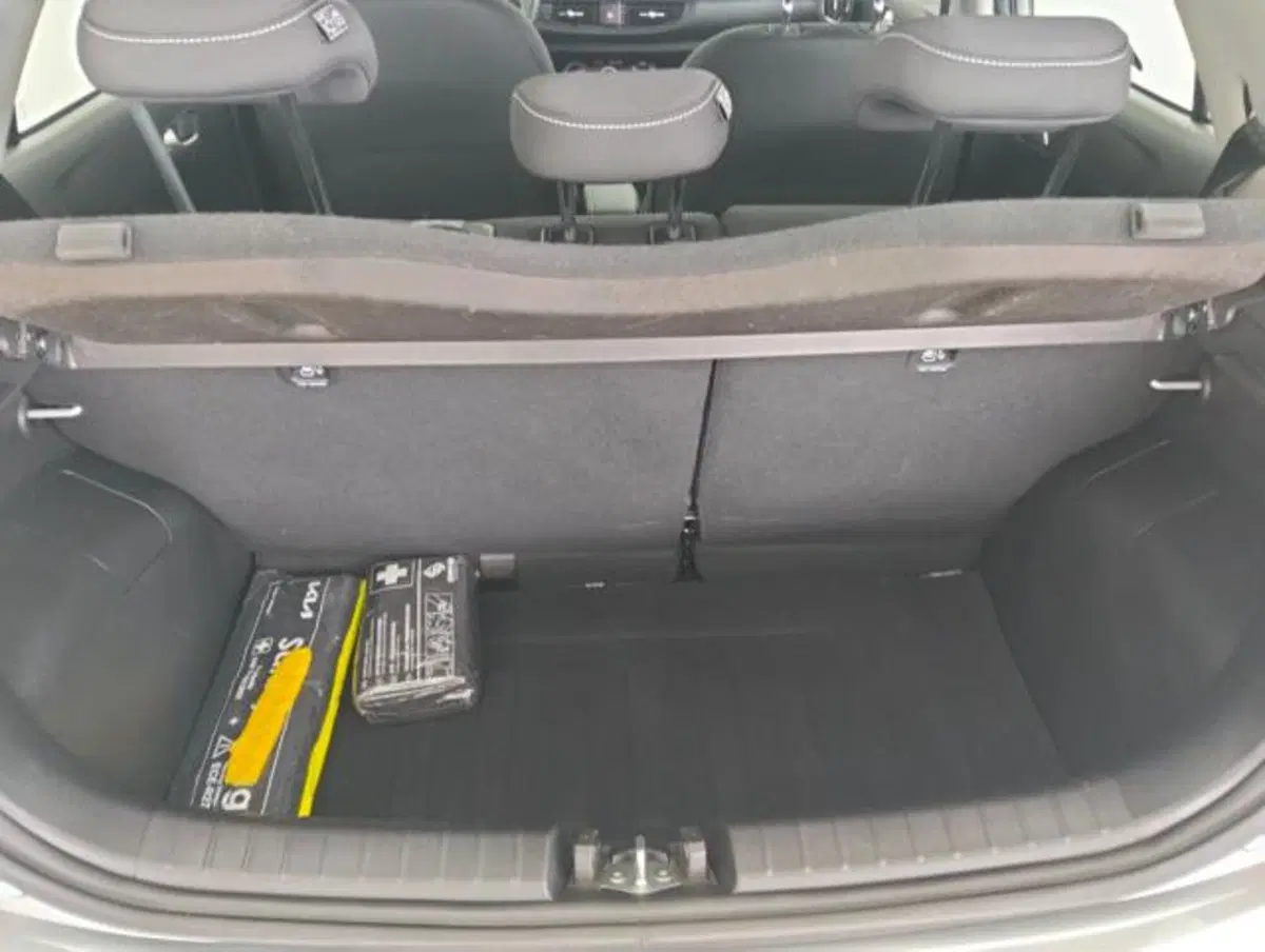 Kia Picanto usata a Como (18)