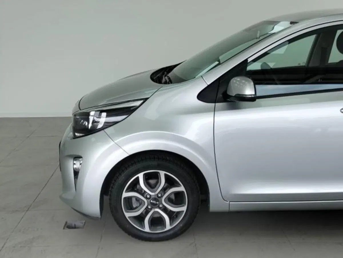 Kia Picanto usata a Como (9)