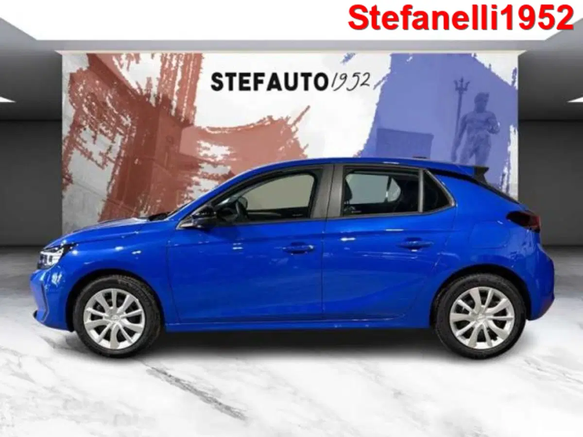 Opel Corsa nuova a Bologna (3)