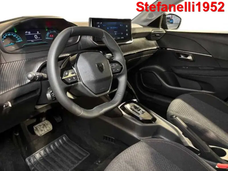 Peugeot 208 nuova a Bologna (11)