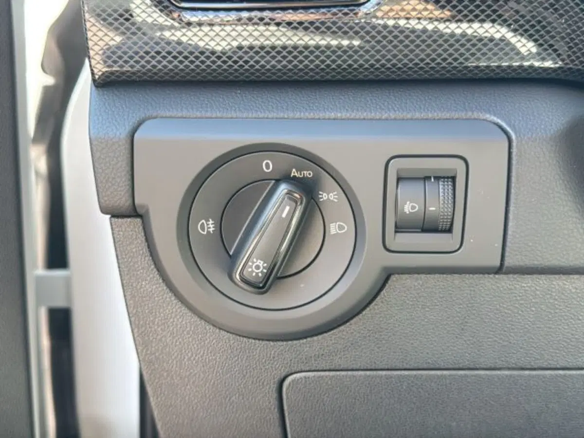 Volkswagen T-Cross nuova a Vicenza (13)