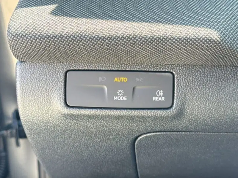 Volkswagen T-Roc nuova a Vicenza (13)