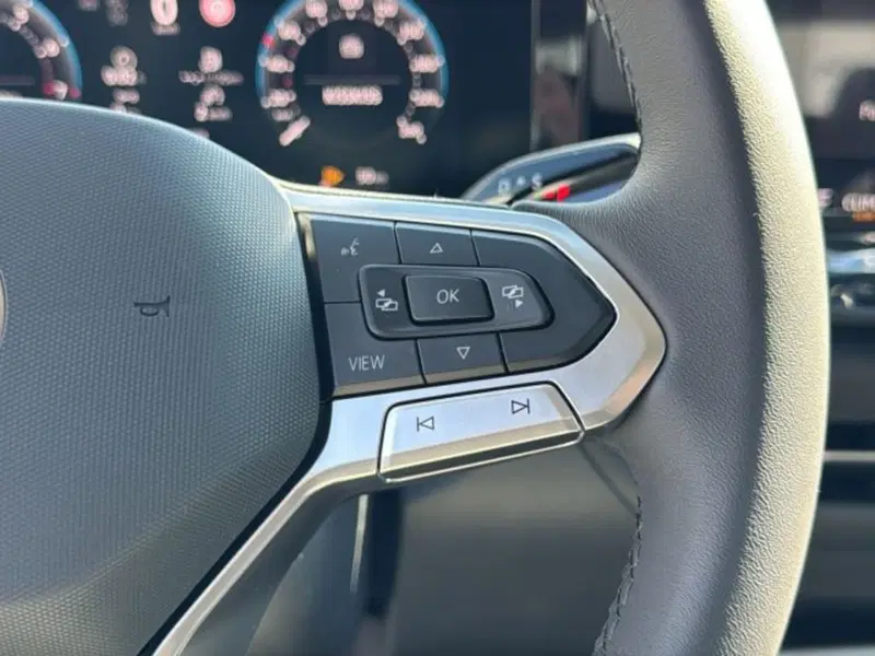 Volkswagen T-Roc nuova a Vicenza (18)