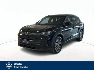 Volkswagen Tiguan 1.5 etsi Edition 150cv dsg del 2025 usata a Arzignano