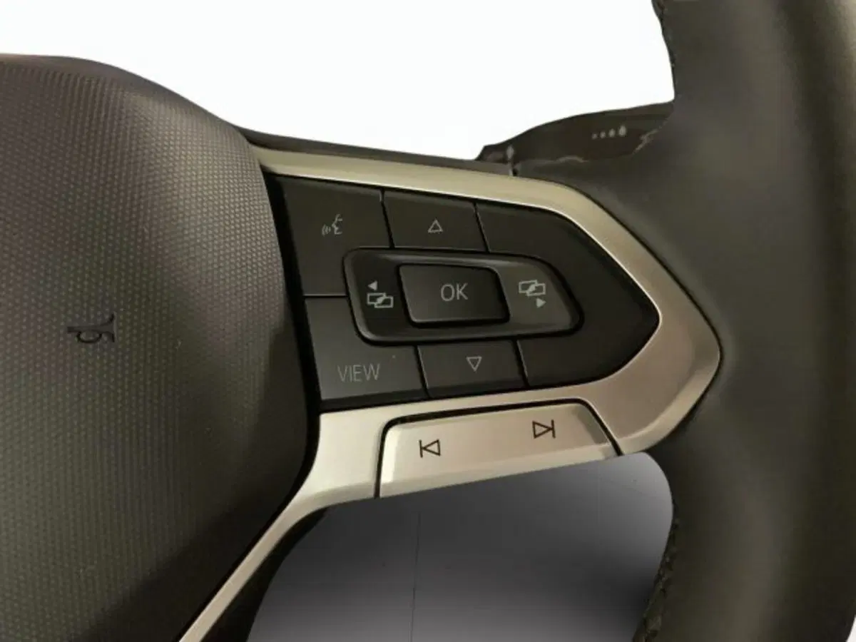 Volkswagen T-Cross nuova a Vicenza (10)