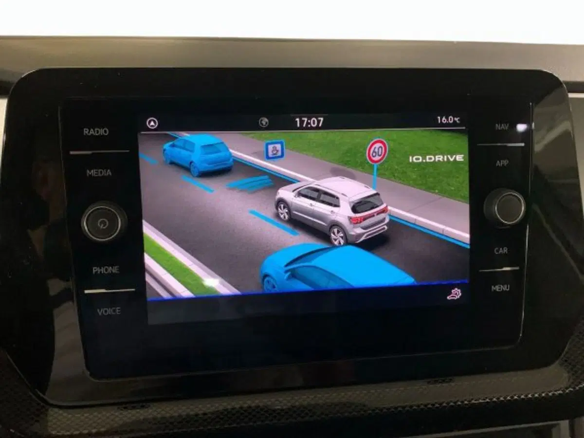 Volkswagen T-Cross nuova a Vicenza (13)