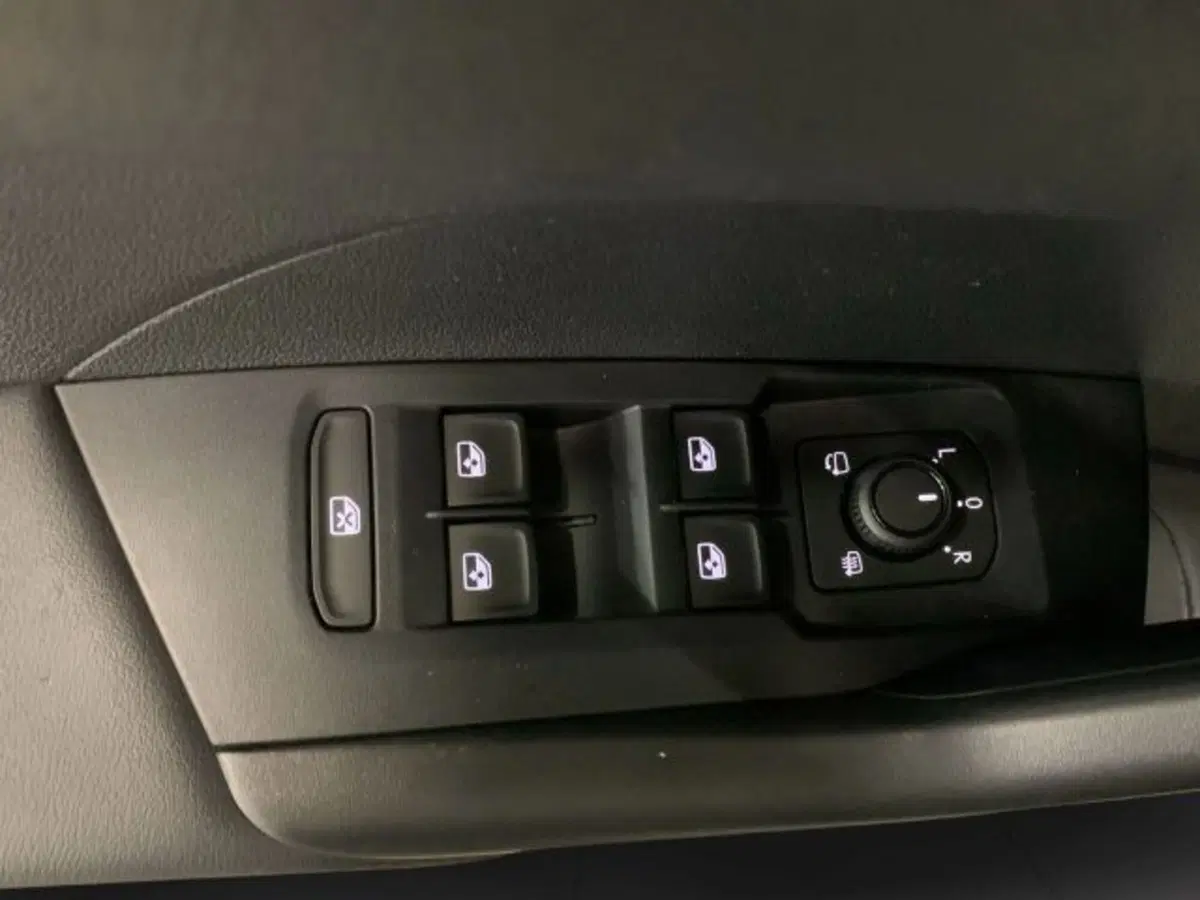 Volkswagen T-Cross nuova a Vicenza (20)