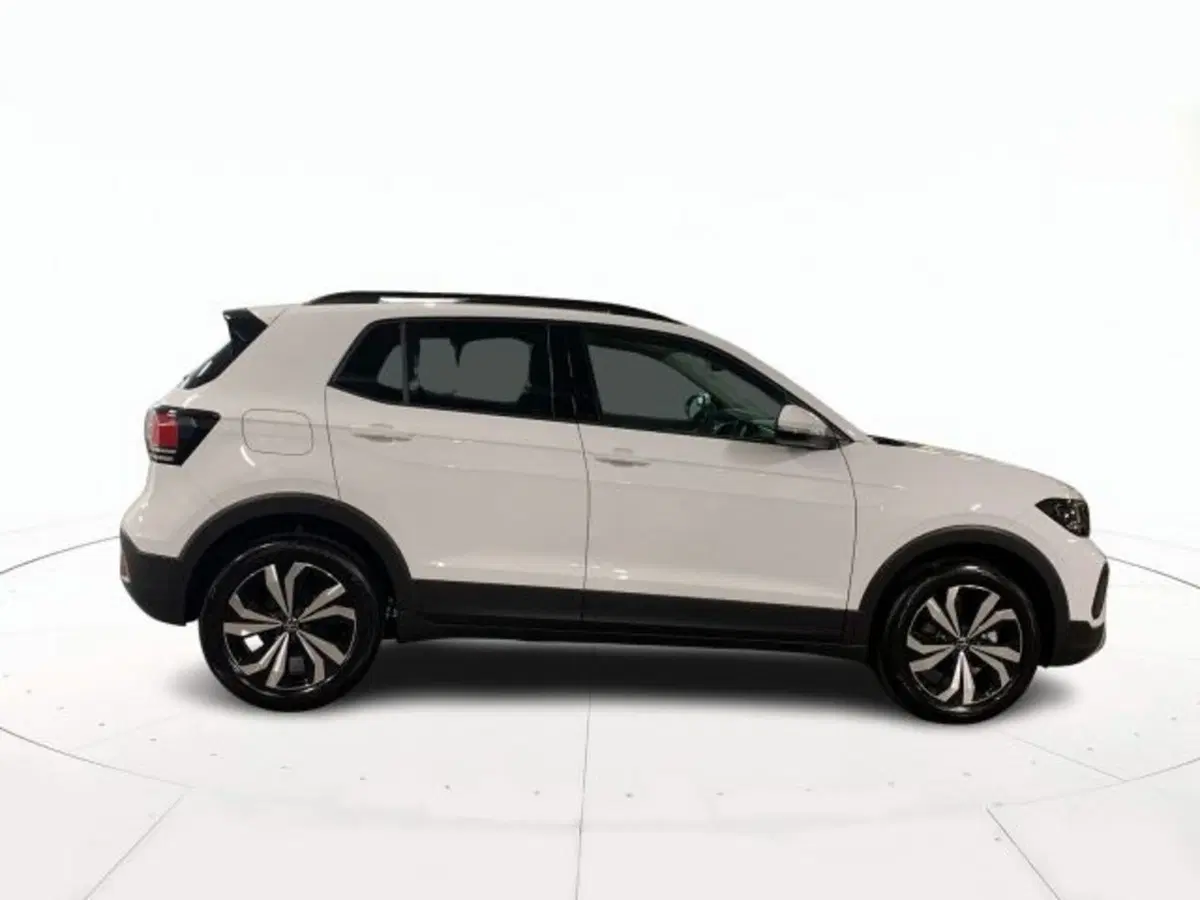 Volkswagen T-Cross nuova a Vicenza (3)