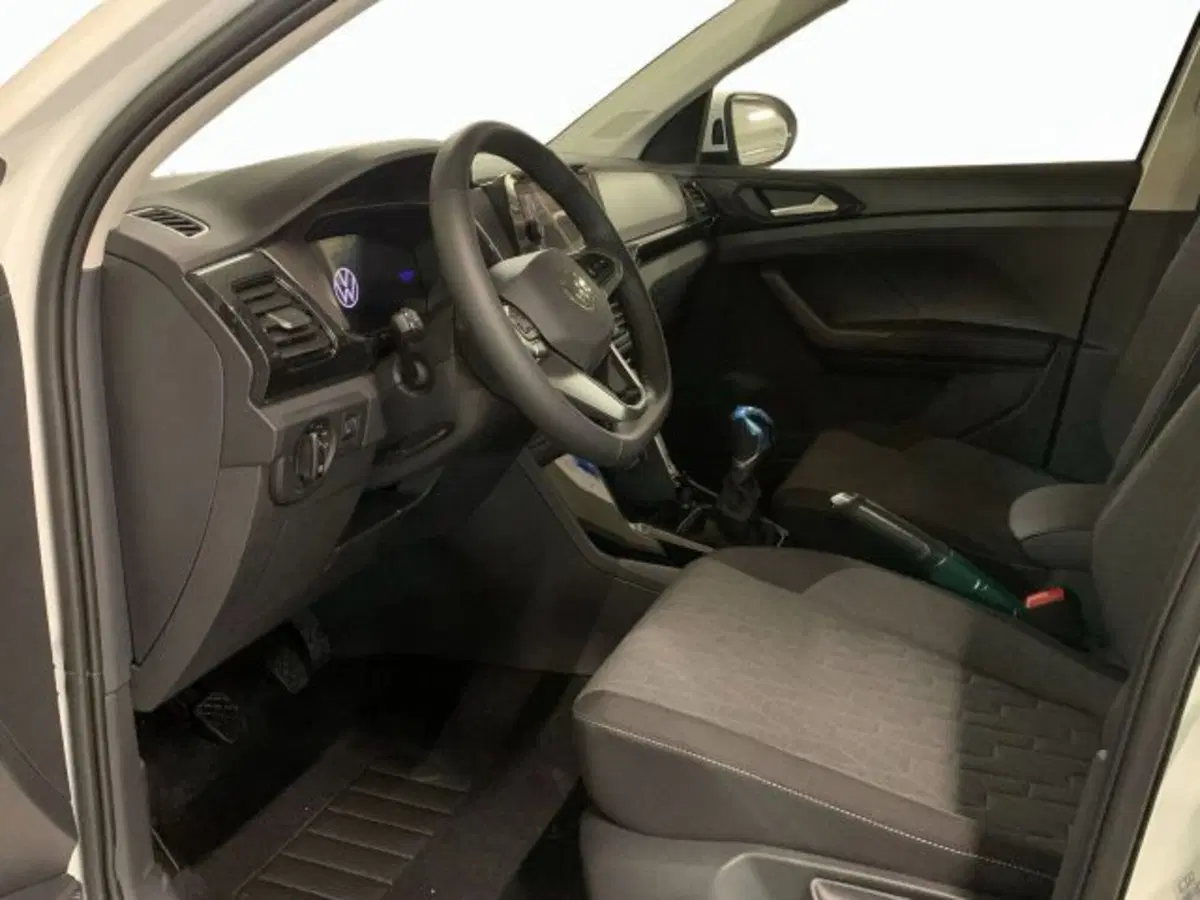 Volkswagen T-Cross nuova a Vicenza (7)