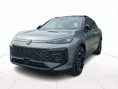 Volkswagen T-Roc 1.5 etsi R-Line 150cv dsg nuova a Arzignano