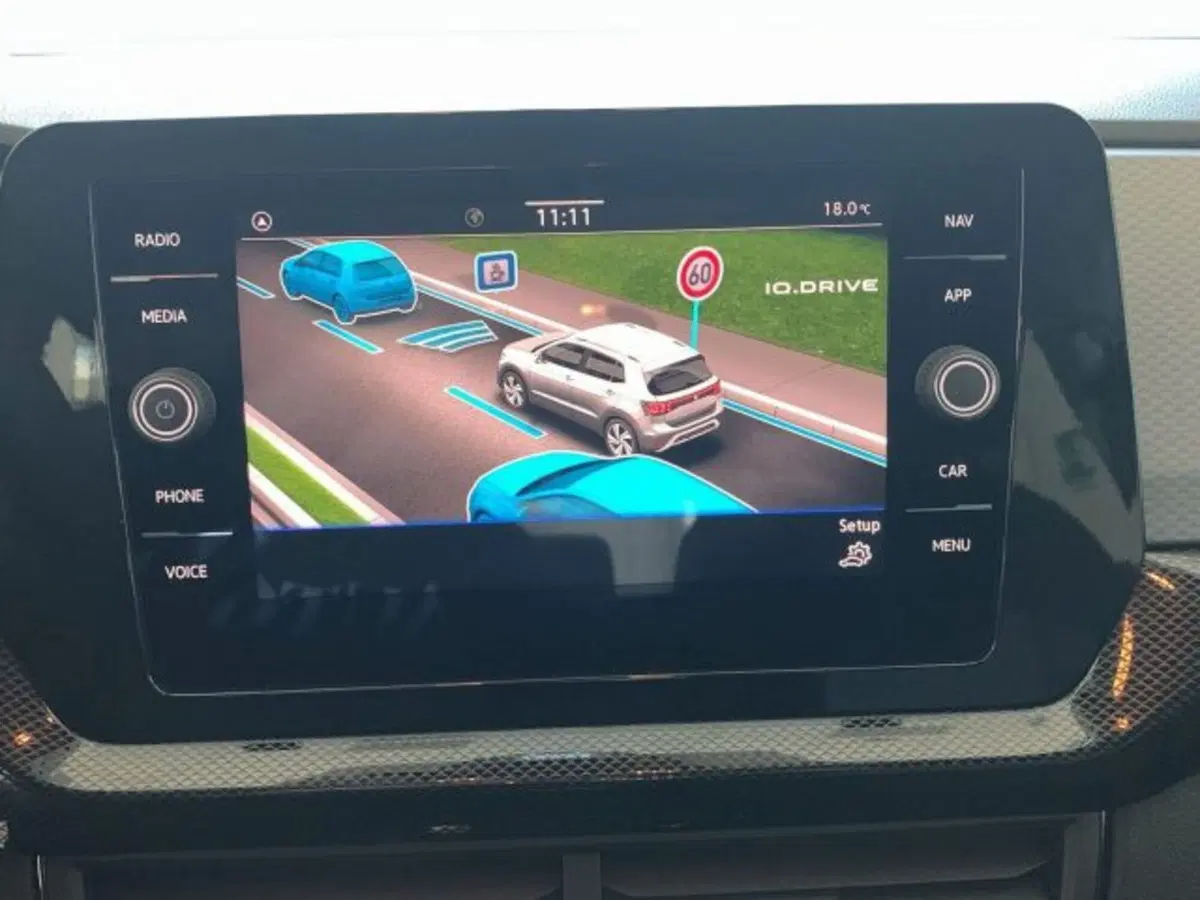 Volkswagen T-Cross nuova a Vicenza (14)