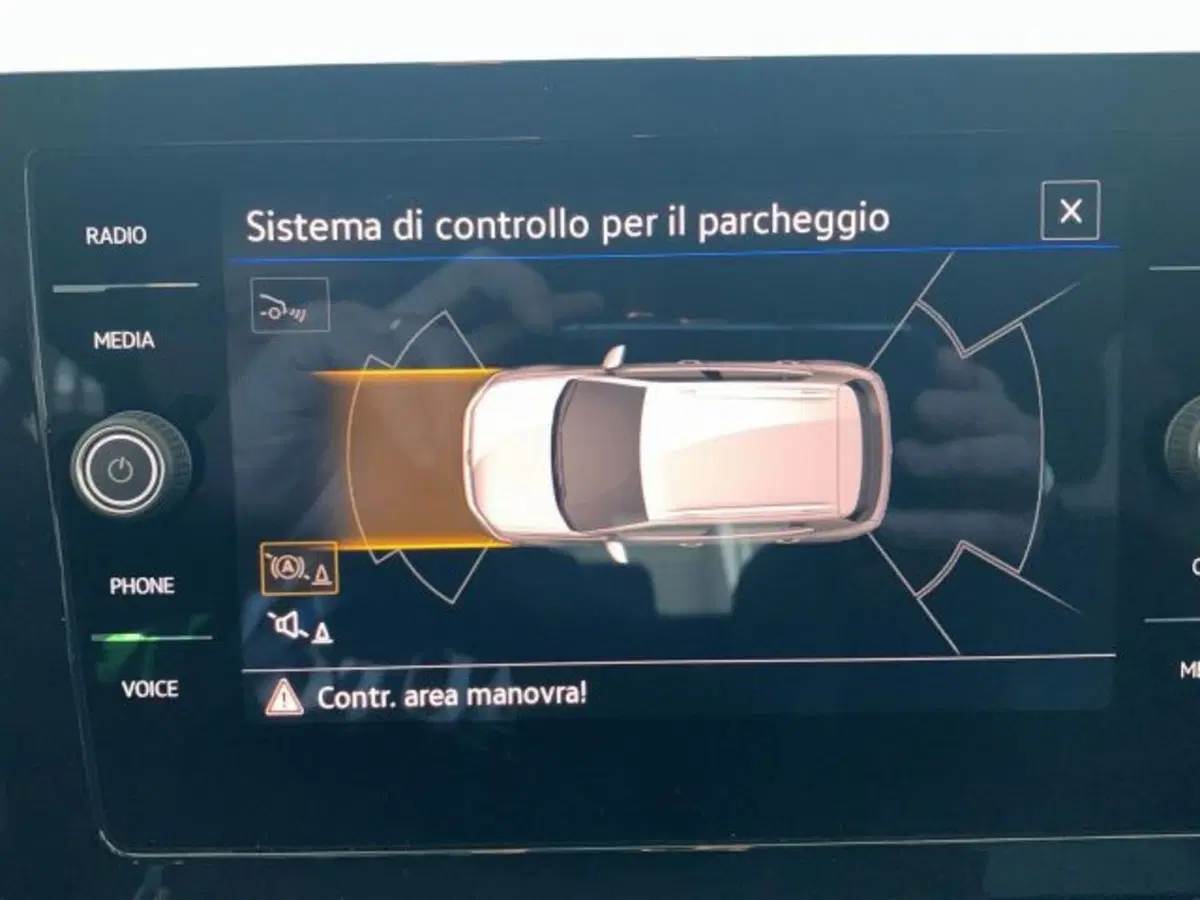 Volkswagen T-Cross nuova a Vicenza (16)
