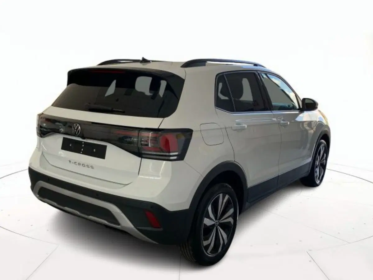 Volkswagen T-Cross nuova a Vicenza (4)