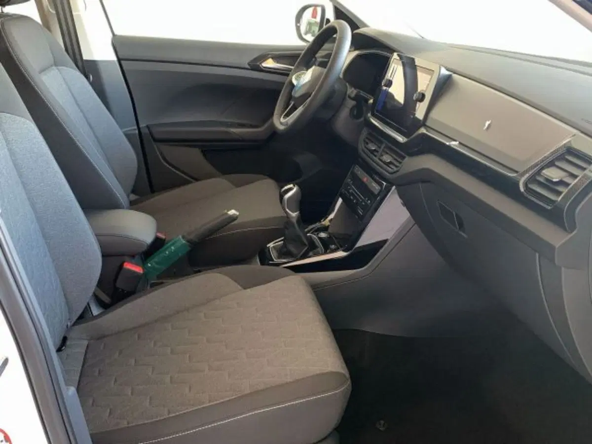 Volkswagen T-Cross nuova a Vicenza (6)