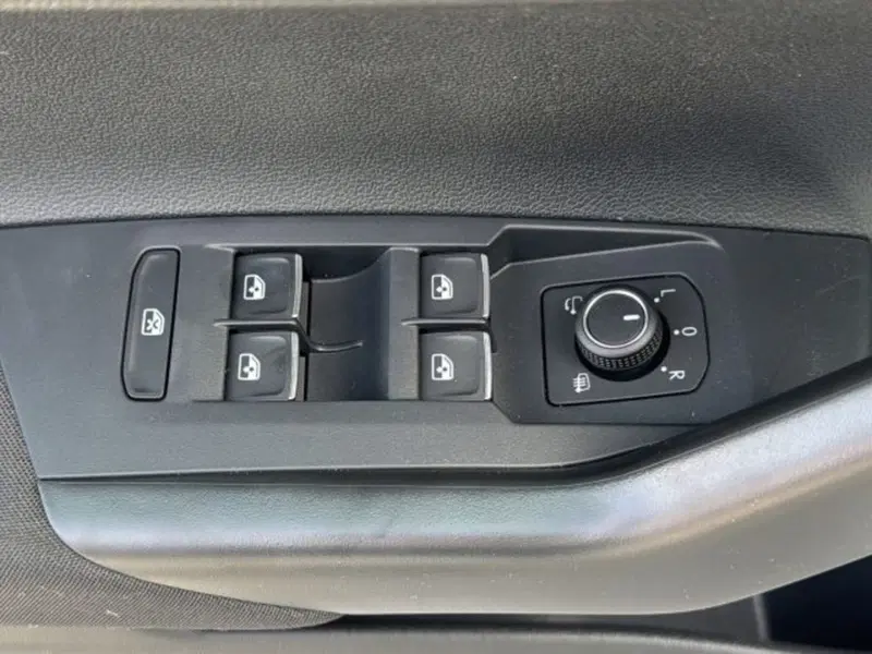 Volkswagen Taigo nuova a Vicenza (12)