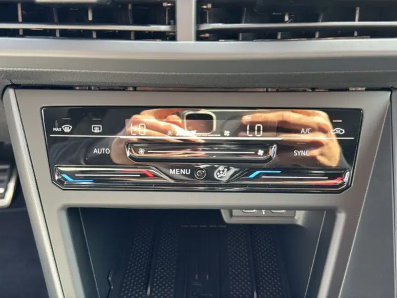 Volkswagen Taigo nuova a Vicenza (17)